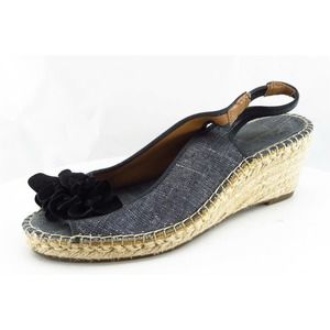 🎼Clarks Black Wedge Sandals with Floral Accent